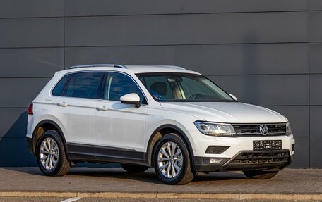 Volkswagen Tiguan II, 2018 год, 2 200 000 рублей, 9 фотография