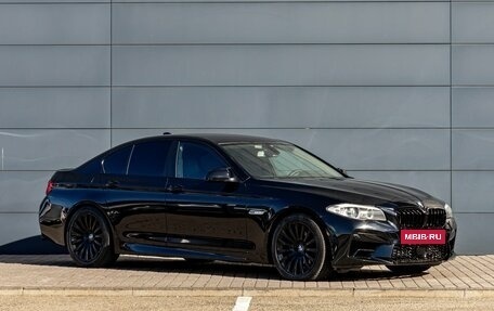 BMW 5 серия, 2010 год, 1 800 000 рублей, 3 фотография