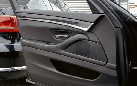 BMW 5 серия, 2010 год, 1 800 000 рублей, 14 фотография