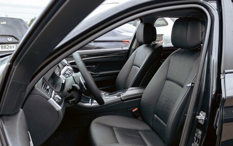 BMW 5 серия, 2010 год, 1 800 000 рублей, 13 фотография