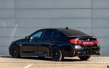 BMW 5 серия, 2010 год, 1 800 000 рублей, 8 фотография