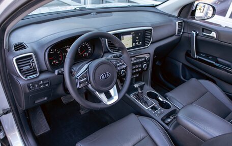 KIA Sportage IV рестайлинг, 2019 год, 2 695 000 рублей, 12 фотография