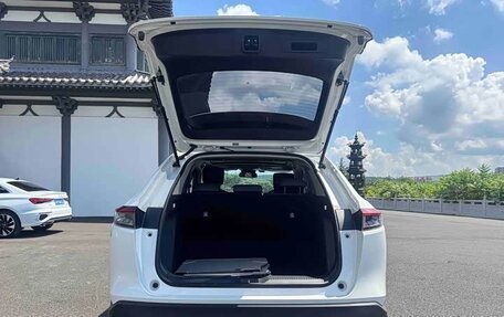 Honda Vezel, 2023 год, 1 733 000 рублей, 6 фотография