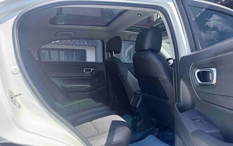 Honda Vezel, 2023 год, 1 733 000 рублей, 15 фотография