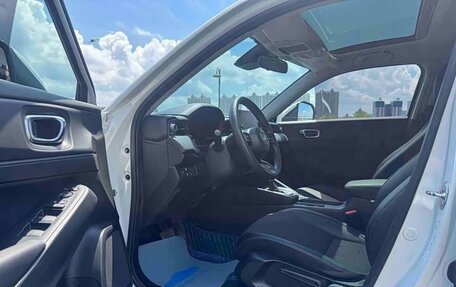 Honda Vezel, 2023 год, 1 733 000 рублей, 8 фотография