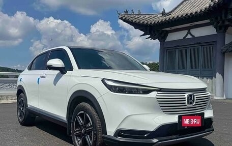 Honda Vezel, 2023 год, 1 733 000 рублей, 3 фотография