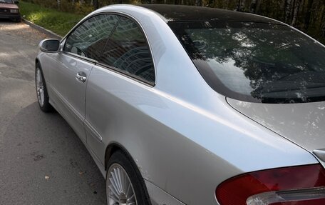 Mercedes-Benz CLK-Класс, 2002 год, 560 000 рублей, 3 фотография