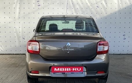 Renault Logan II, 2018 год, 990 000 рублей, 6 фотография