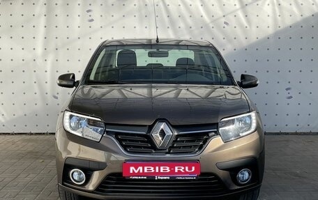 Renault Logan II, 2018 год, 990 000 рублей, 3 фотография