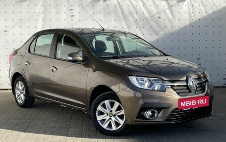 Renault Logan II, 2018 год, 990 000 рублей, 2 фотография