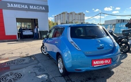 Nissan Leaf I, 2012 год, 650 000 рублей, 8 фотография