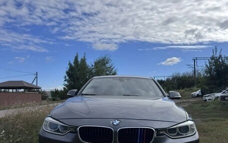BMW 3 серия, 2013 год, 1 500 000 рублей, 4 фотография