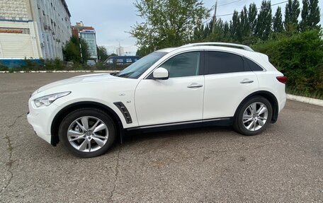 Infiniti QX70, 2016 год, 2 750 000 рублей, 2 фотография