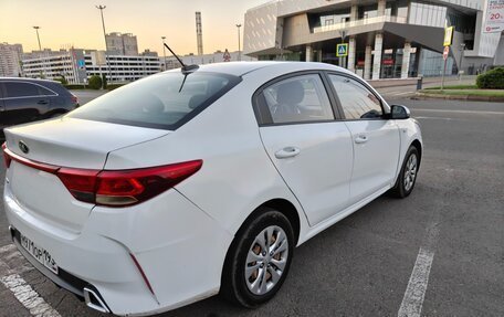 KIA Rio IV, 2021 год, 935 000 рублей, 5 фотография
