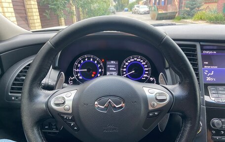 Infiniti QX70, 2016 год, 2 750 000 рублей, 8 фотография