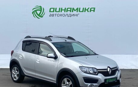 Renault Sandero II рестайлинг, 2015 год, 870 000 рублей, 3 фотография