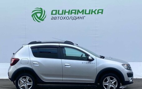 Renault Sandero II рестайлинг, 2015 год, 870 000 рублей, 4 фотография