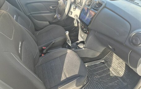 Renault Sandero II рестайлинг, 2015 год, 870 000 рублей, 9 фотография