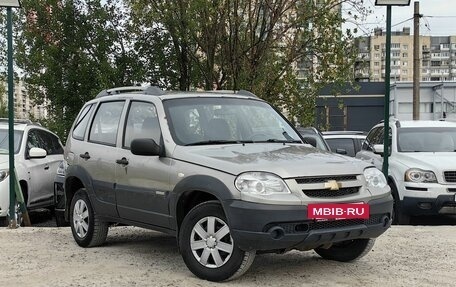 Chevrolet Niva I рестайлинг, 2013 год, 329 000 рублей, 3 фотография