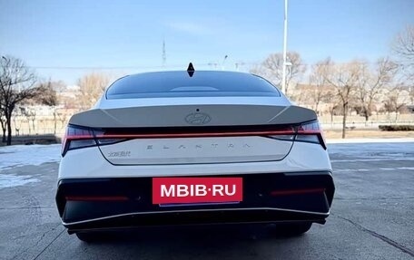 Hyundai Elantra, 2023 год, 1 433 000 рублей, 5 фотография