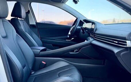 Hyundai Elantra, 2023 год, 1 433 000 рублей, 13 фотография