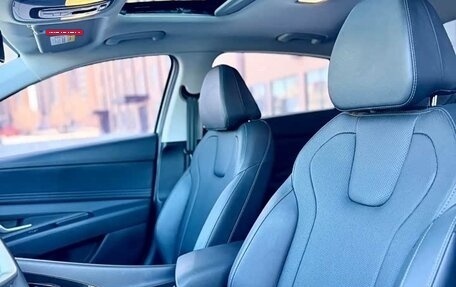 Hyundai Elantra, 2023 год, 1 433 000 рублей, 19 фотография