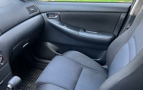 Toyota Corolla, 2005 год, 600 000 рублей, 5 фотография