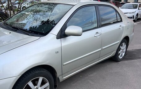 Toyota Corolla, 2005 год, 600 000 рублей, 4 фотография
