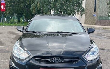 Hyundai Solaris II рестайлинг, 2013 год, 620 000 рублей, 1 фотография