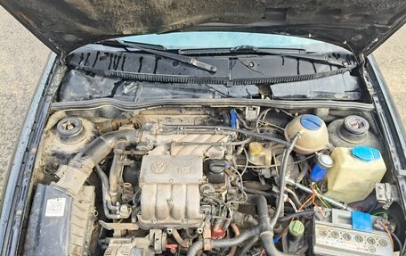 Volkswagen Polo III рестайлинг, 1998 год, 135 000 рублей, 9 фотография