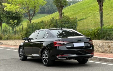 Skoda Superb III рестайлинг, 2022 год, 1 971 000 рублей, 6 фотография