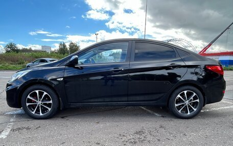 Hyundai Solaris II рестайлинг, 2013 год, 620 000 рублей, 2 фотография