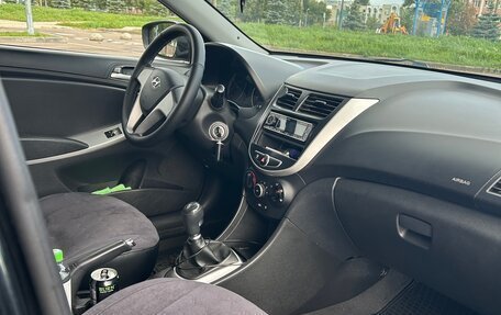 Hyundai Solaris II рестайлинг, 2013 год, 620 000 рублей, 10 фотография