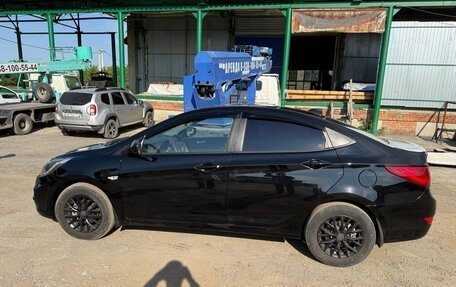 Hyundai Solaris II рестайлинг, 2012 год, 700 000 рублей, 7 фотография