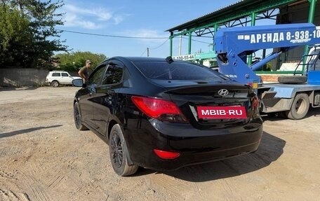 Hyundai Solaris II рестайлинг, 2012 год, 700 000 рублей, 6 фотография