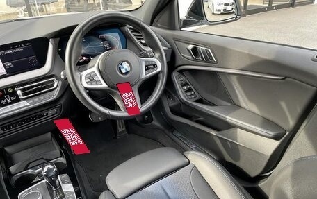 BMW 1 серия, 2022 год, 1 474 000 рублей, 8 фотография