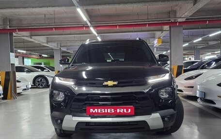 Chevrolet TrailBlazer, 2022 год, 1 500 000 рублей, 3 фотография