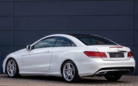 Mercedes-Benz E-Класс, 2014 год, 2 200 000 рублей, 10 фотография