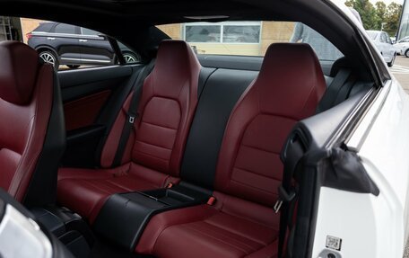 Mercedes-Benz E-Класс, 2014 год, 2 200 000 рублей, 21 фотография