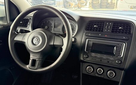 Volkswagen Polo VI (EU Market), 2011 год, 570 000 рублей, 15 фотография