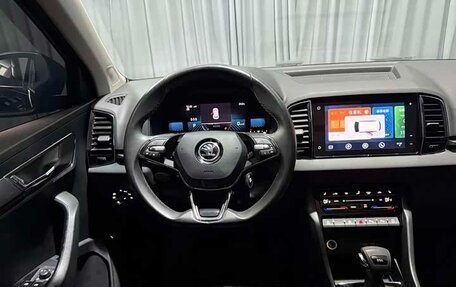 Skoda Karoq I, 2023 год, 1 540 000 рублей, 11 фотография