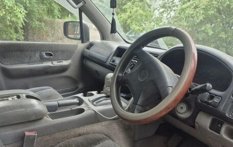 Mazda Bongo Friendee i рестайлинг, 2001 год, 480 000 рублей, 17 фотография