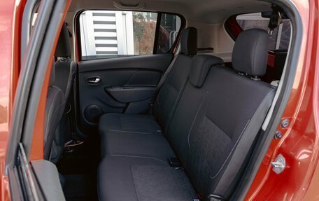 Renault Sandero II рестайлинг, 2016 год, 1 055 000 рублей, 15 фотография