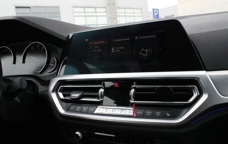 BMW 3 серия, 2020 год, 3 190 000 рублей, 13 фотография