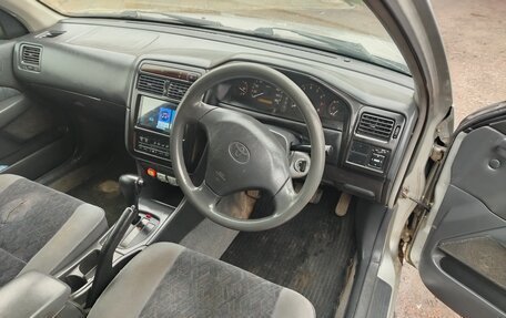 Toyota Carina, 2001 год, 193 000 рублей, 6 фотография