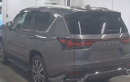 Lexus LX, 2026 год, 15 000 000 рублей, 2 фотография