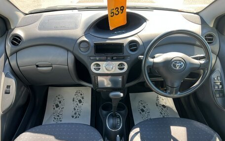 Toyota Vitz, 2003 год, 449 999 рублей, 16 фотография