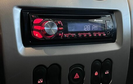 Renault Sandero I, 2014 год, 659 000 рублей, 12 фотография