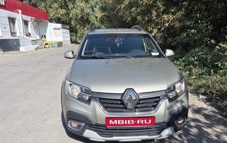 Renault Sandero II рестайлинг, 2019 год, 1 400 000 рублей, 1 фотография