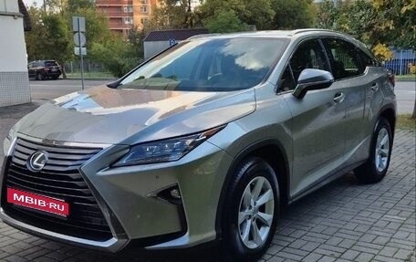 Lexus RX IV рестайлинг, 2017 год, 3 150 000 рублей, 2 фотография